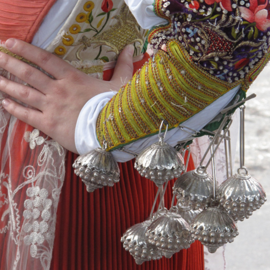 Festa di Sant'Efisio, vestito tradizionale (Foto di A.Duranti)